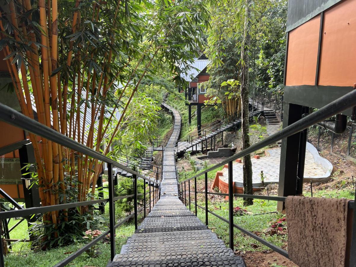 Santhi Hill View Resort Munnar Kültér fotó